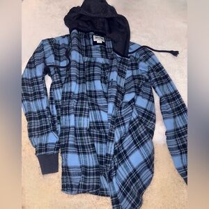 American Eagle Women's button up flannel